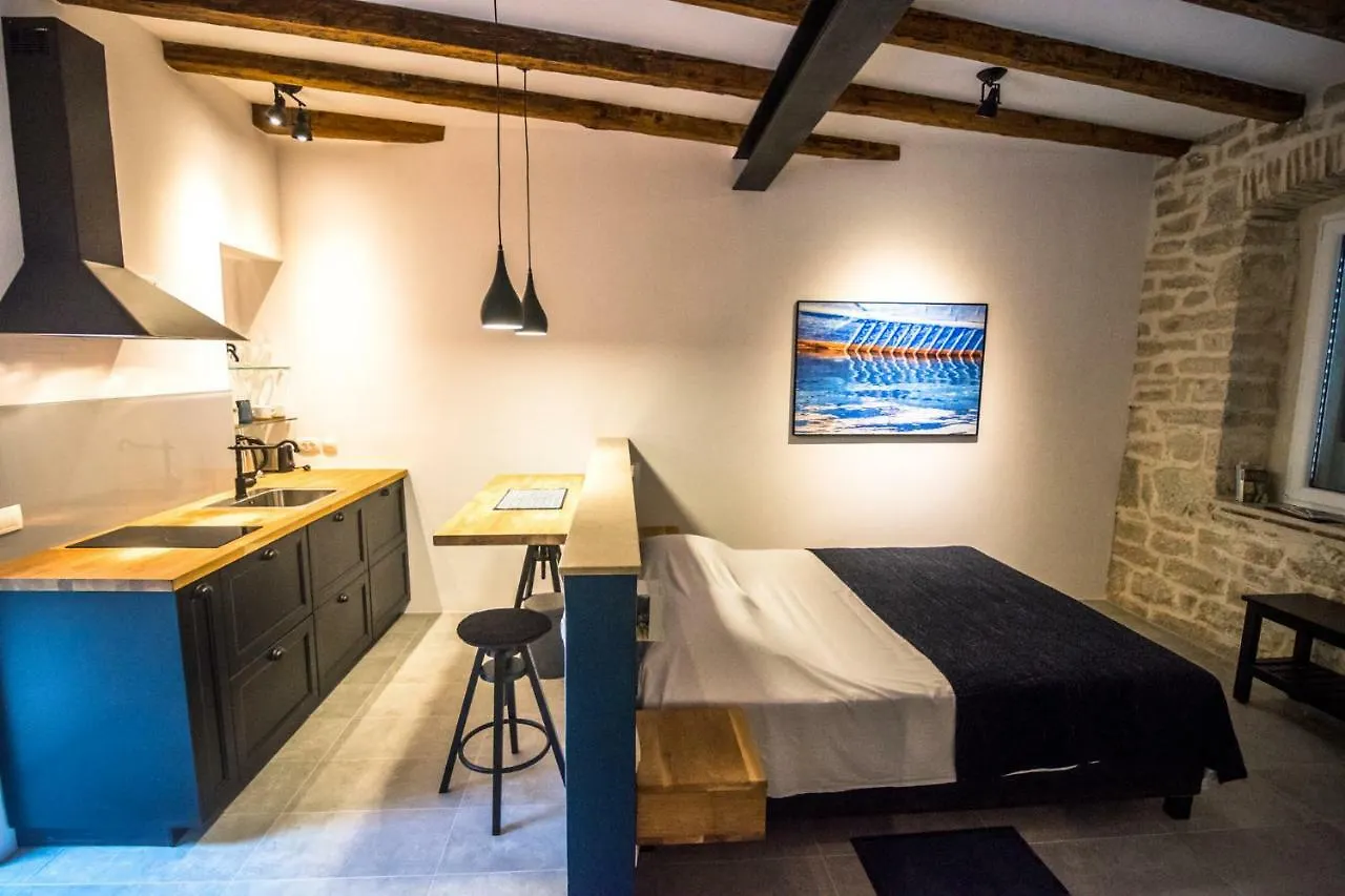 Studio Bluestone Rovinj