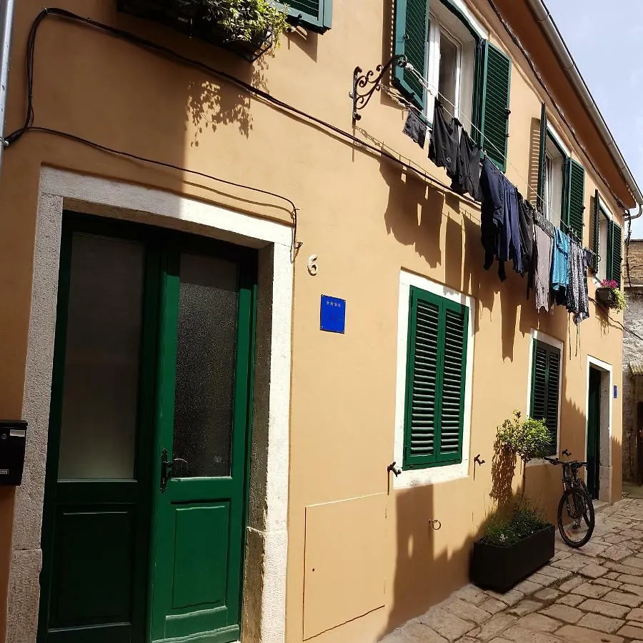 Studio Bluestone Rovinj 0*,  Croatia